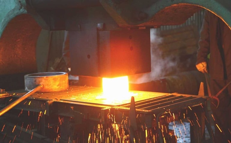 Суть технологии обработки металла давлением